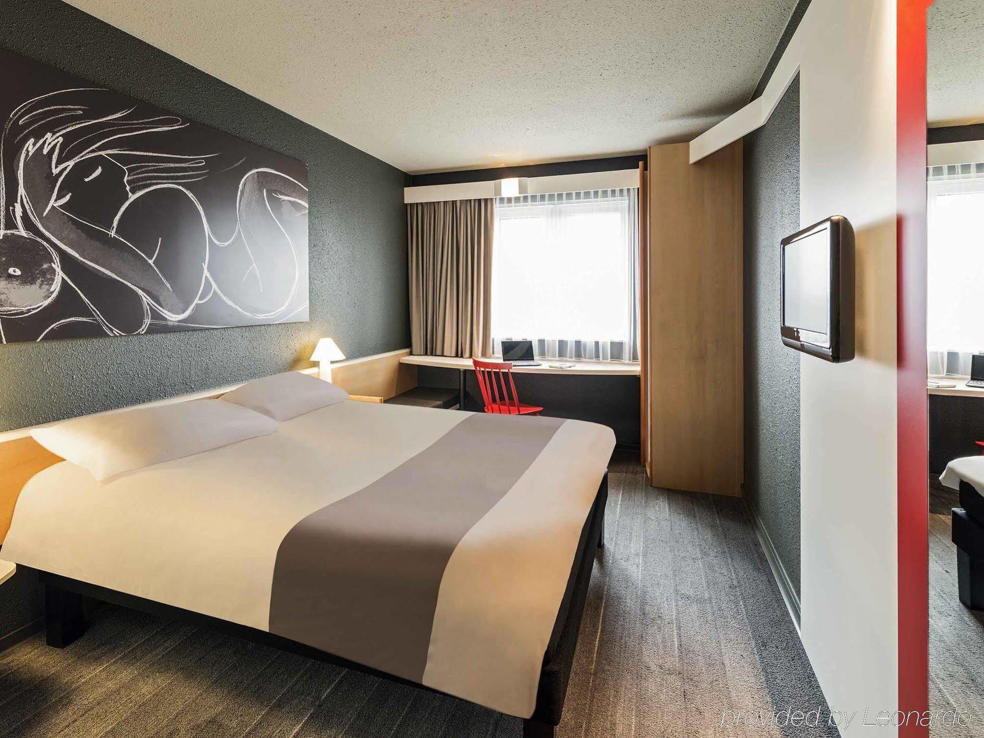 Ibis Muenchen Parkstadt Schwabing Exterior foto